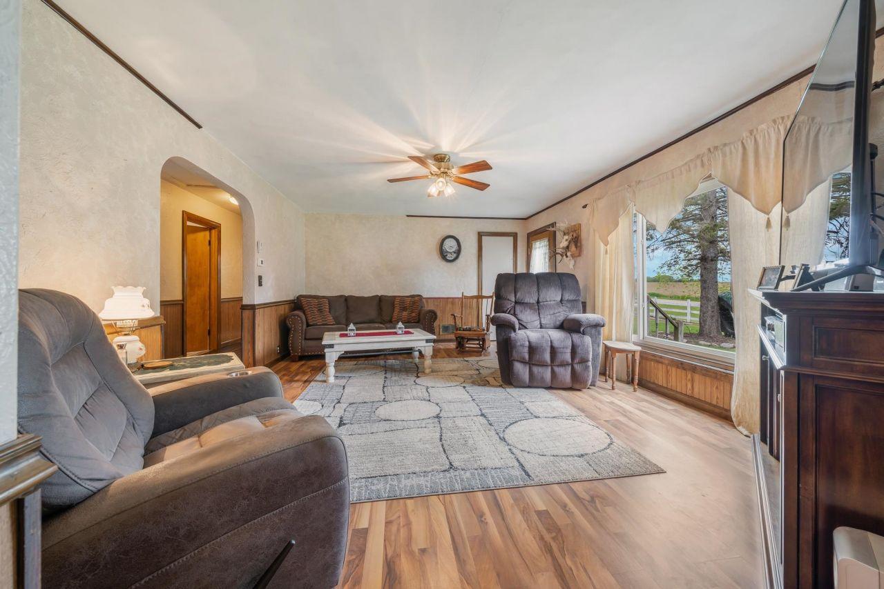 HORTONVILLE, Wisconsin, 54944, United States, 3 Bedrooms Bedrooms, ,2 BathroomsBathrooms,Residential,For Sale,1827520