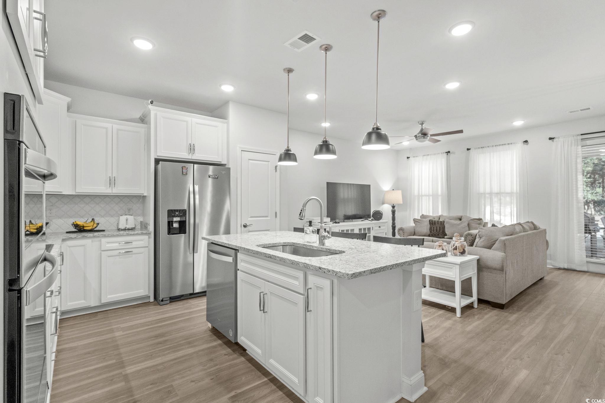 North Myrtle Beach, South Carolina, 29582, United States, 4 Bedrooms Bedrooms, ,4 BathroomsBathrooms,Residential,For Sale,1969282