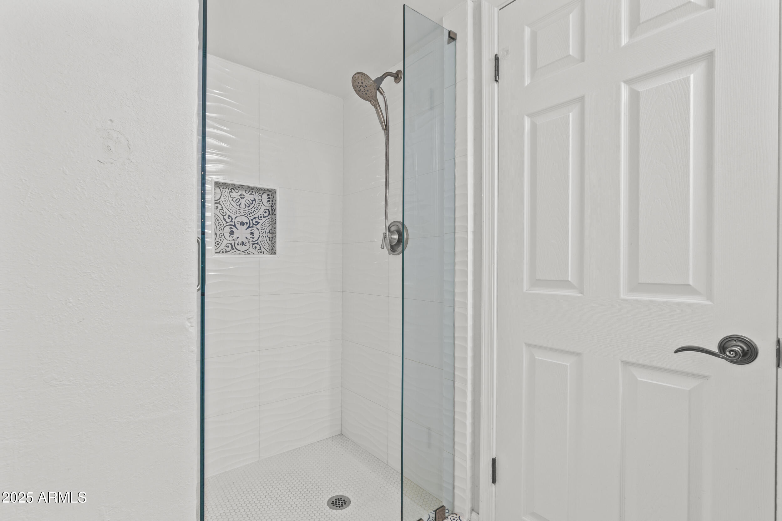 Phoenix, Arizona, 85018, United States, 6 Bedrooms Bedrooms, ,4 BathroomsBathrooms,Residential,For Sale,2002076