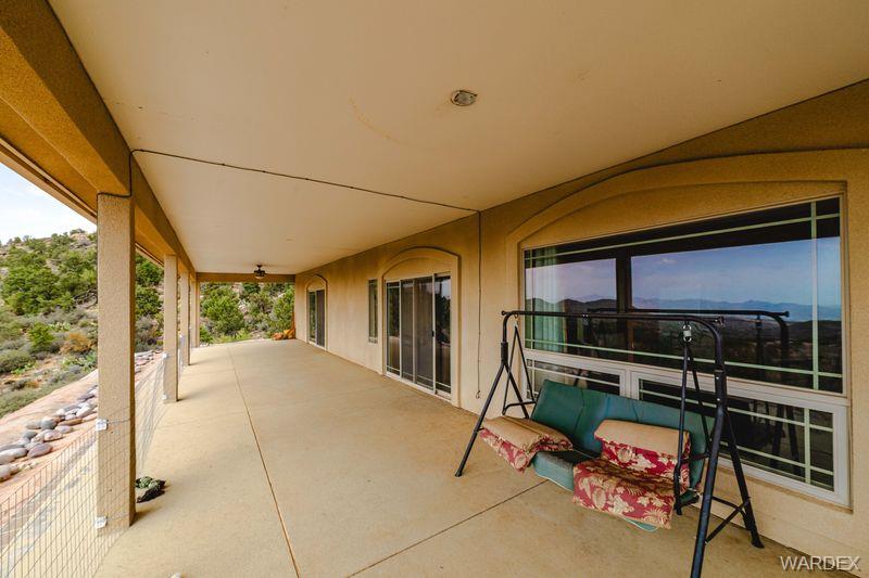 Kingman, Arizona, 86401, United States, 3 Bedrooms Bedrooms, ,2 BathroomsBathrooms,Residential,For Sale,1980873