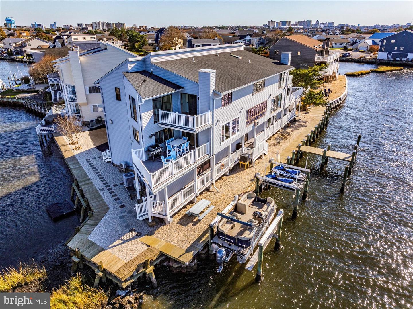 Ocean City, Maryland, 21842, United States, 3 Bedrooms Bedrooms, ,4 BathroomsBathrooms,Residential,For Sale,1986506