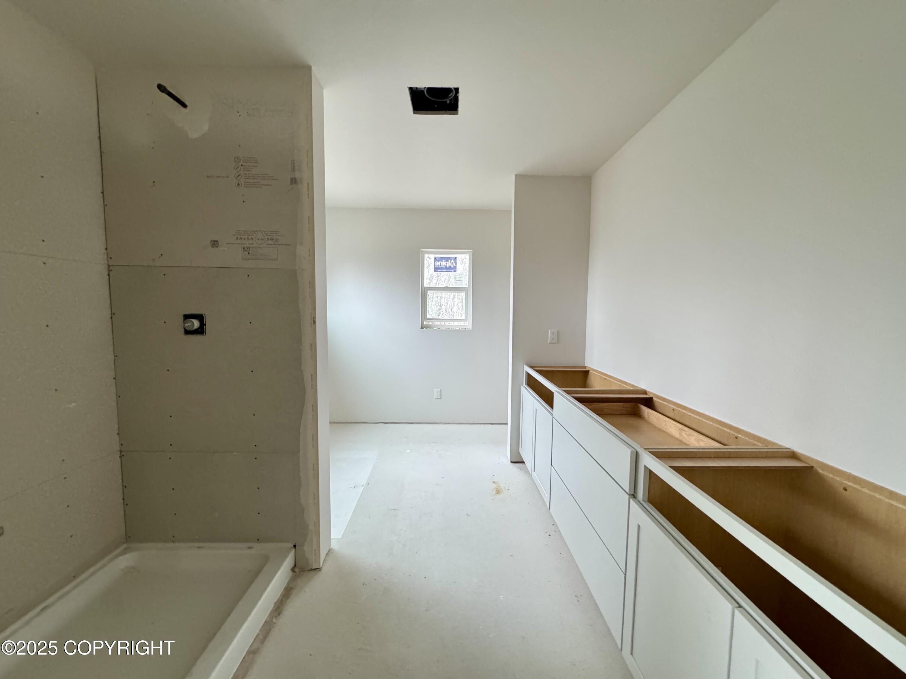 Soldotna, Alaska, 99669, United States, 4 Bedrooms Bedrooms, ,2 BathroomsBathrooms,Residential,For Sale,1982121