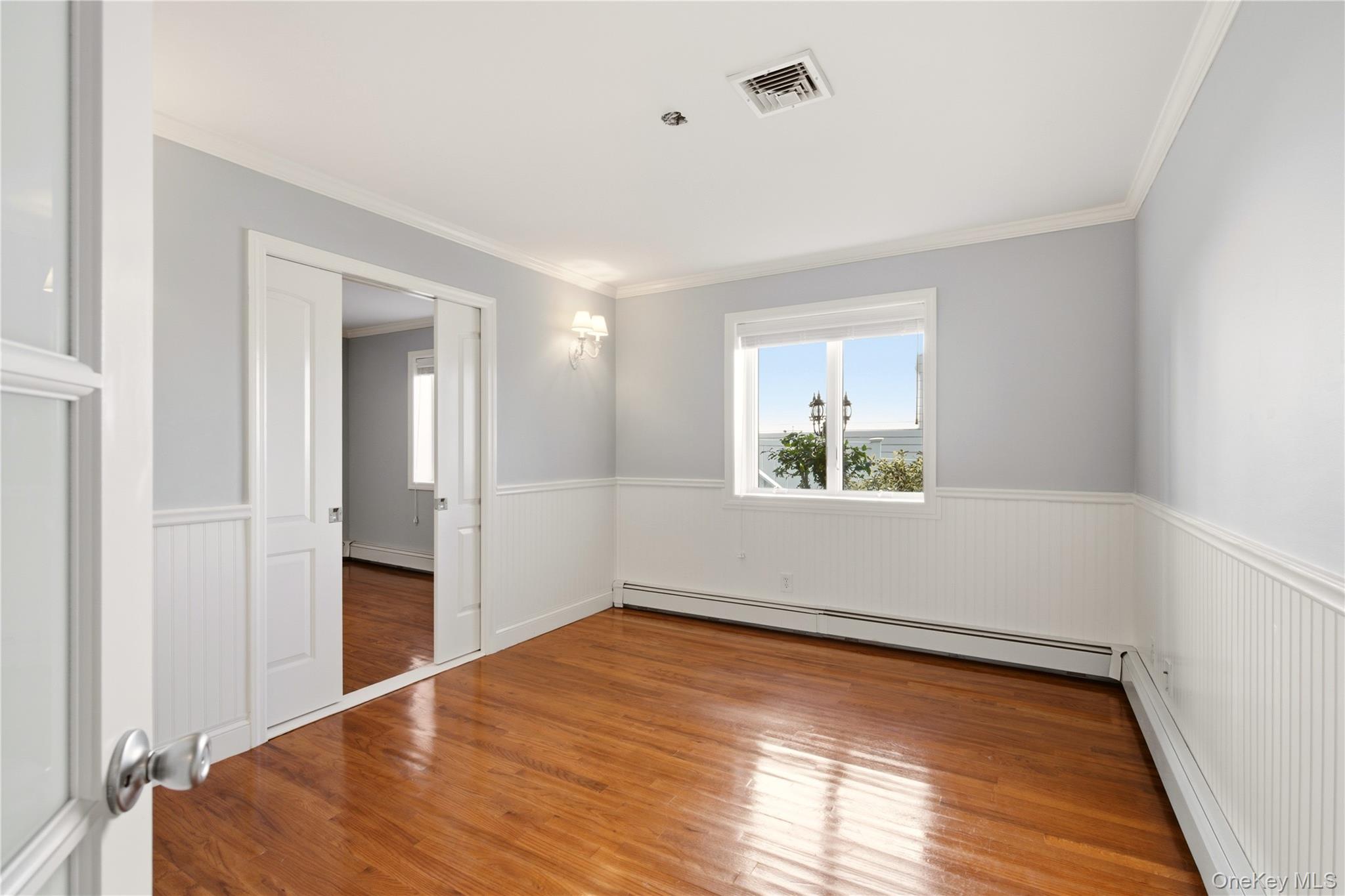  565 Mckinley Terrace, Centerport, NY, 11721 - 物件實景