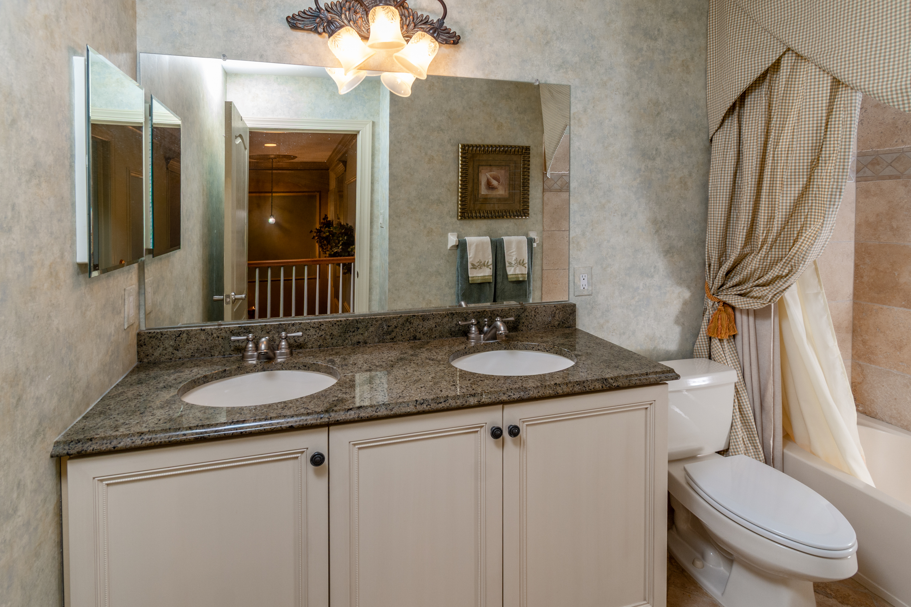  Lambert’s Hill’s Original Model Home Is Ready for Its Next Chapter - 物件實景