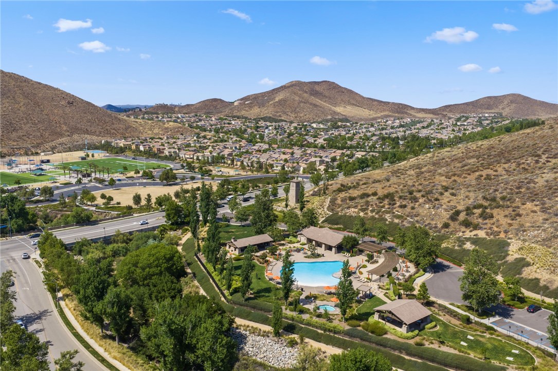 Lake Elsinore, California, 92532, United States, 3 Bedrooms Bedrooms, ,3 BathroomsBathrooms,Residential,For Sale,2049094
