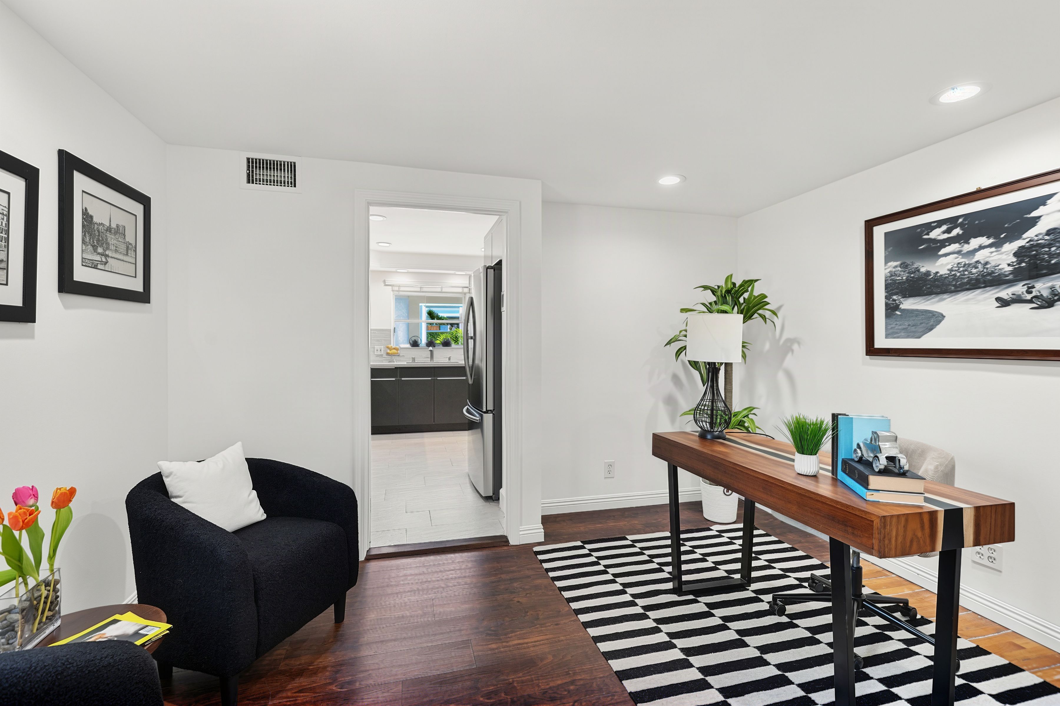  14542 Otsego Street - 物件實景