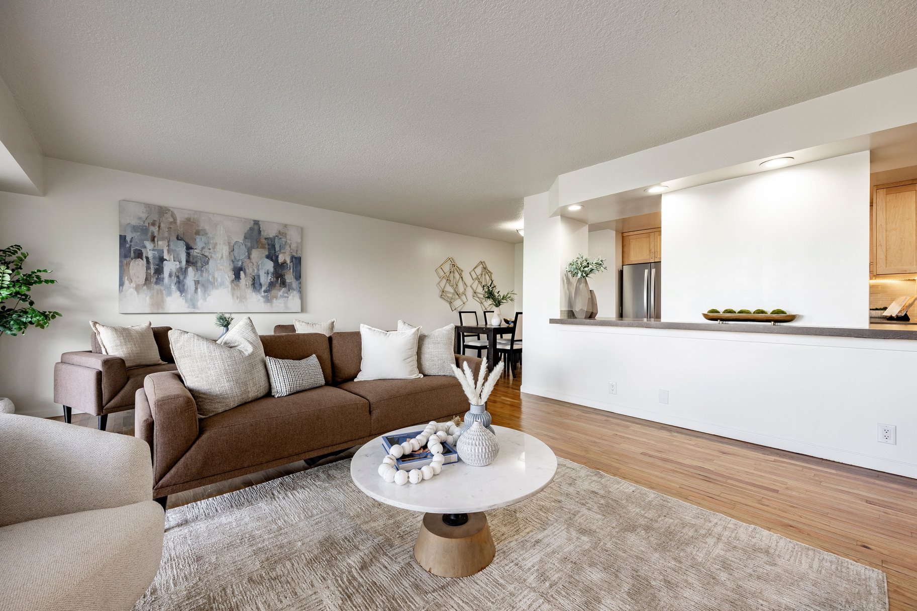  Spacious Canyon Crest Condo with Sweeping Valley Views - 物件實景