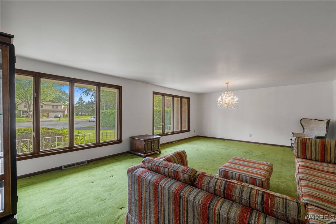 Lewiston, New York, 14092, United States, 3 Bedrooms Bedrooms, ,4 BathroomsBathrooms,Residential,For Sale,1937436