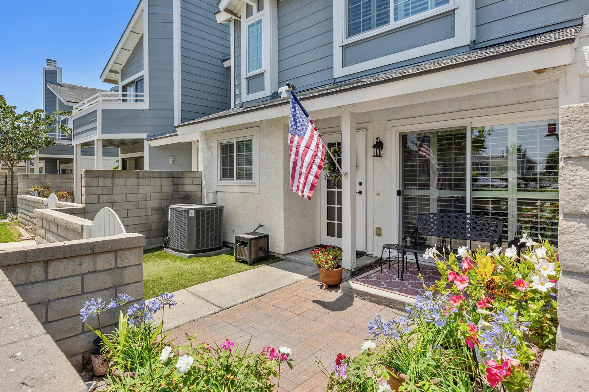 Anaheim, California, 92801, United States, 3 Bedrooms Bedrooms, ,3 BathroomsBathrooms,Residential,For Sale,1878361