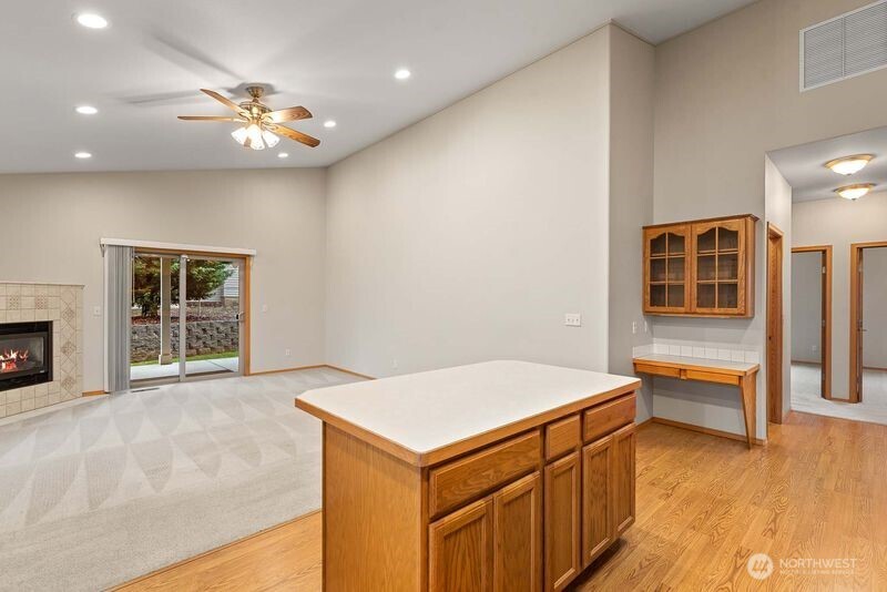 Wenatchee, Washington, 98801, United States, 3 Bedrooms Bedrooms, ,1 BathroomBathrooms,Residential,For Sale,1989040