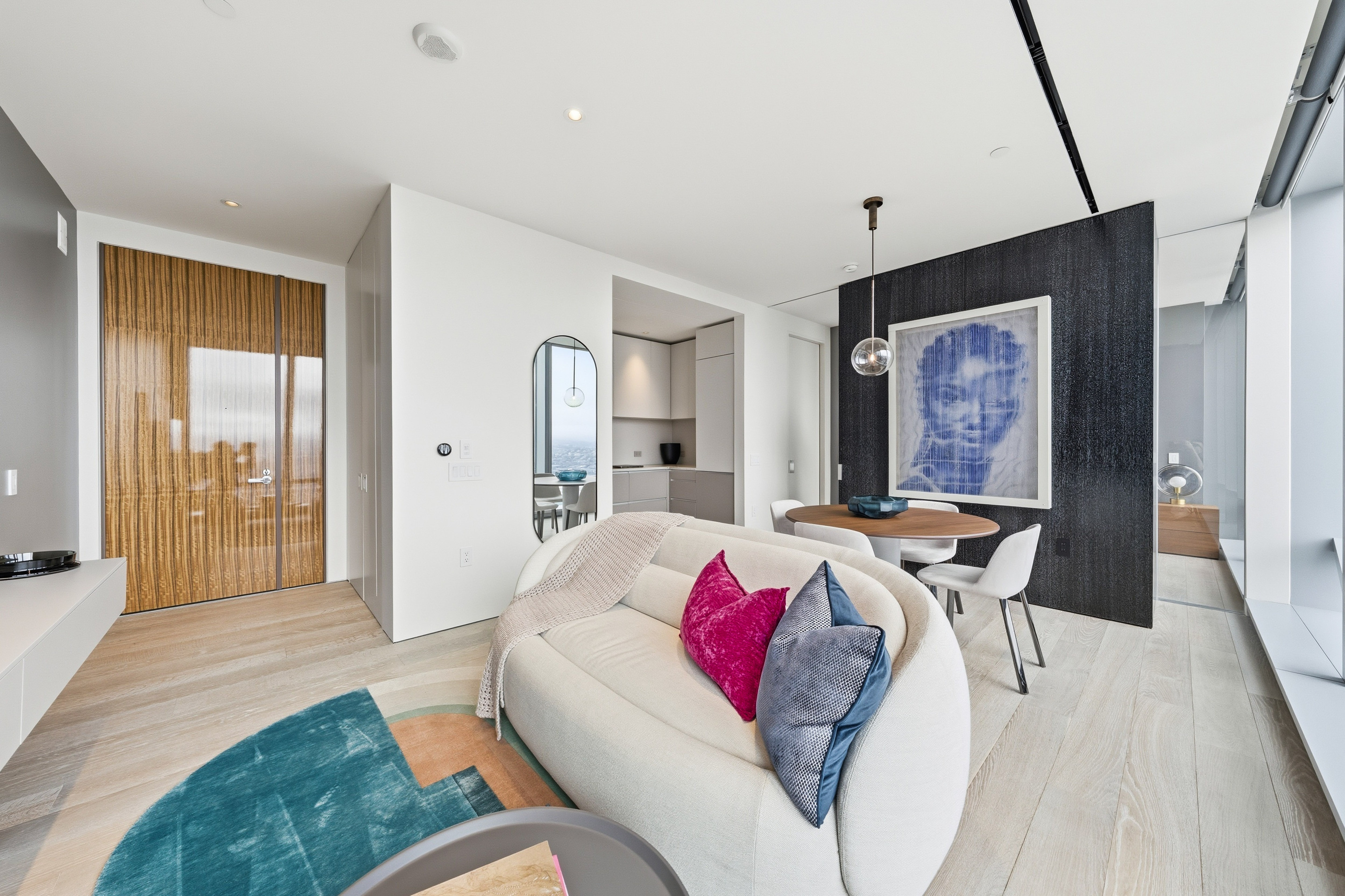  Luxury Living at 181 Fremont - 物件實景