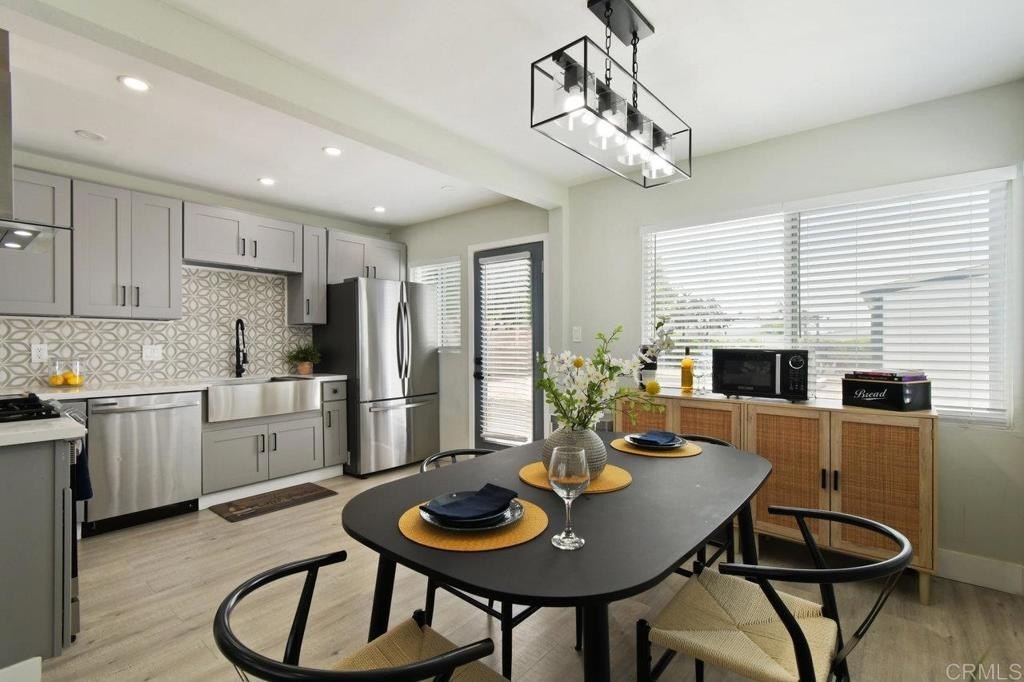 San Diego, California, 92139, United States, 3 Bedrooms Bedrooms, ,2 BathroomsBathrooms,Residential,For Sale,1856072