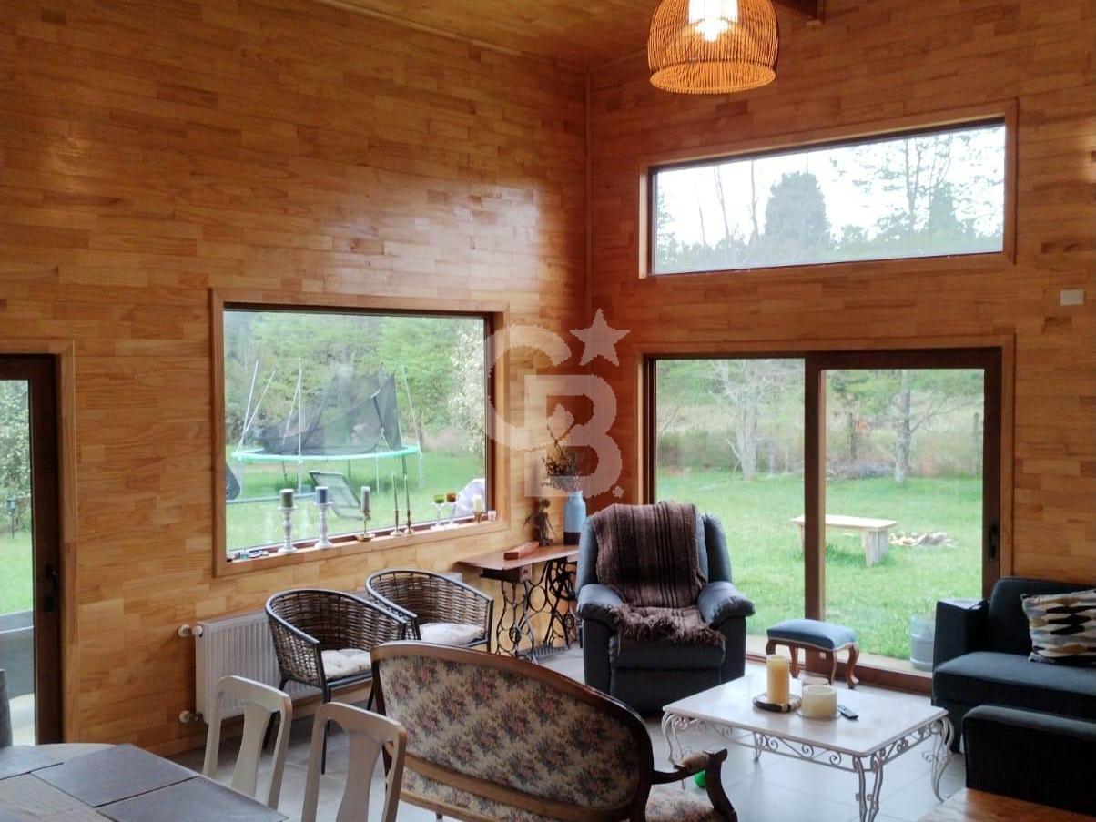 Puerto Varas, Chile, 5 Bedrooms Bedrooms, ,4 BathroomsBathrooms,Residential,For Sale,1988182