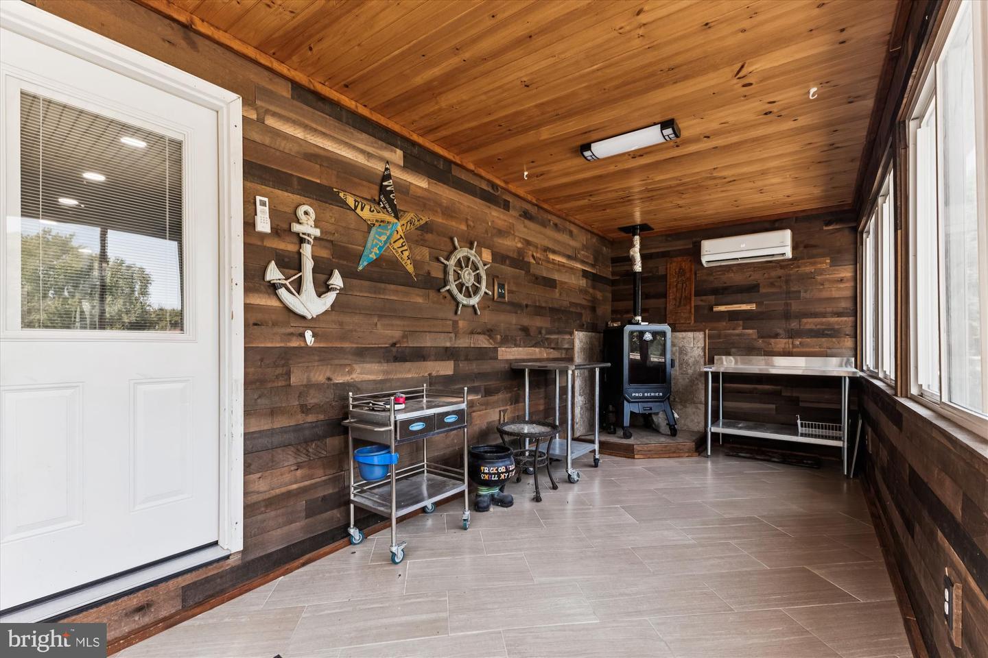 Stevensville, Maryland, 21666, United States, 5 Bedrooms Bedrooms, ,3 BathroomsBathrooms,Residential,For Sale,2003489