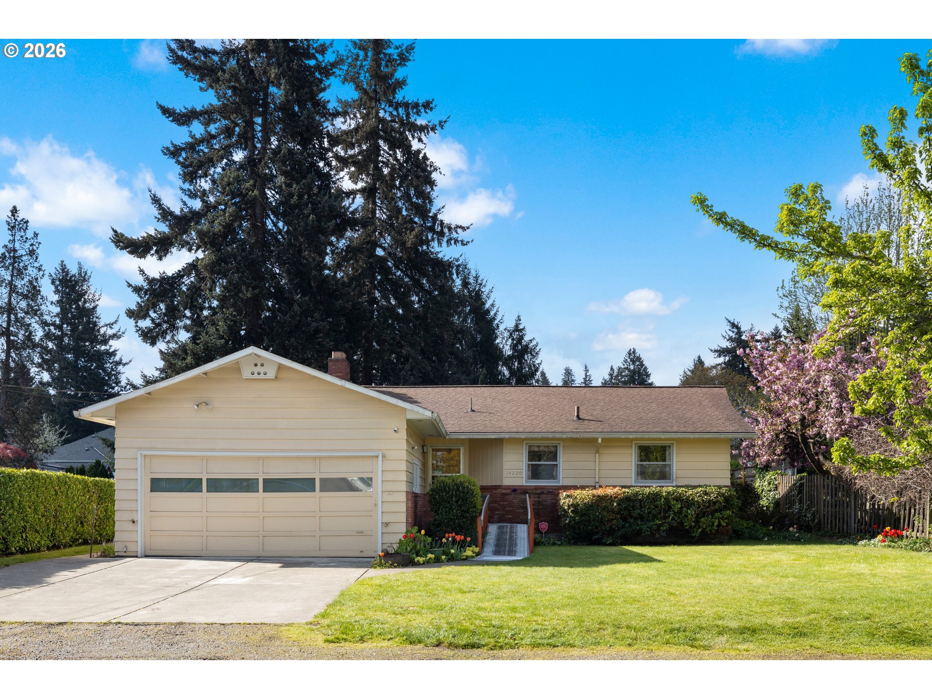 Portland, Oregon, 97230, United States, 3 Bedrooms Bedrooms, ,2 BathroomsBathrooms,Residential,For Sale,2040428