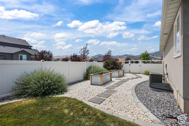 West Jordan, Utah, 84081, United States, 4 Bedrooms Bedrooms, ,3 BathroomsBathrooms,Residential,For Sale,1935106