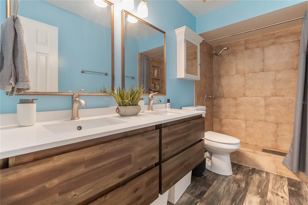 Winter Springs, Florida, 32708, United States, 4 Bedrooms Bedrooms, ,2 BathroomsBathrooms,Residential,For Sale,1968869