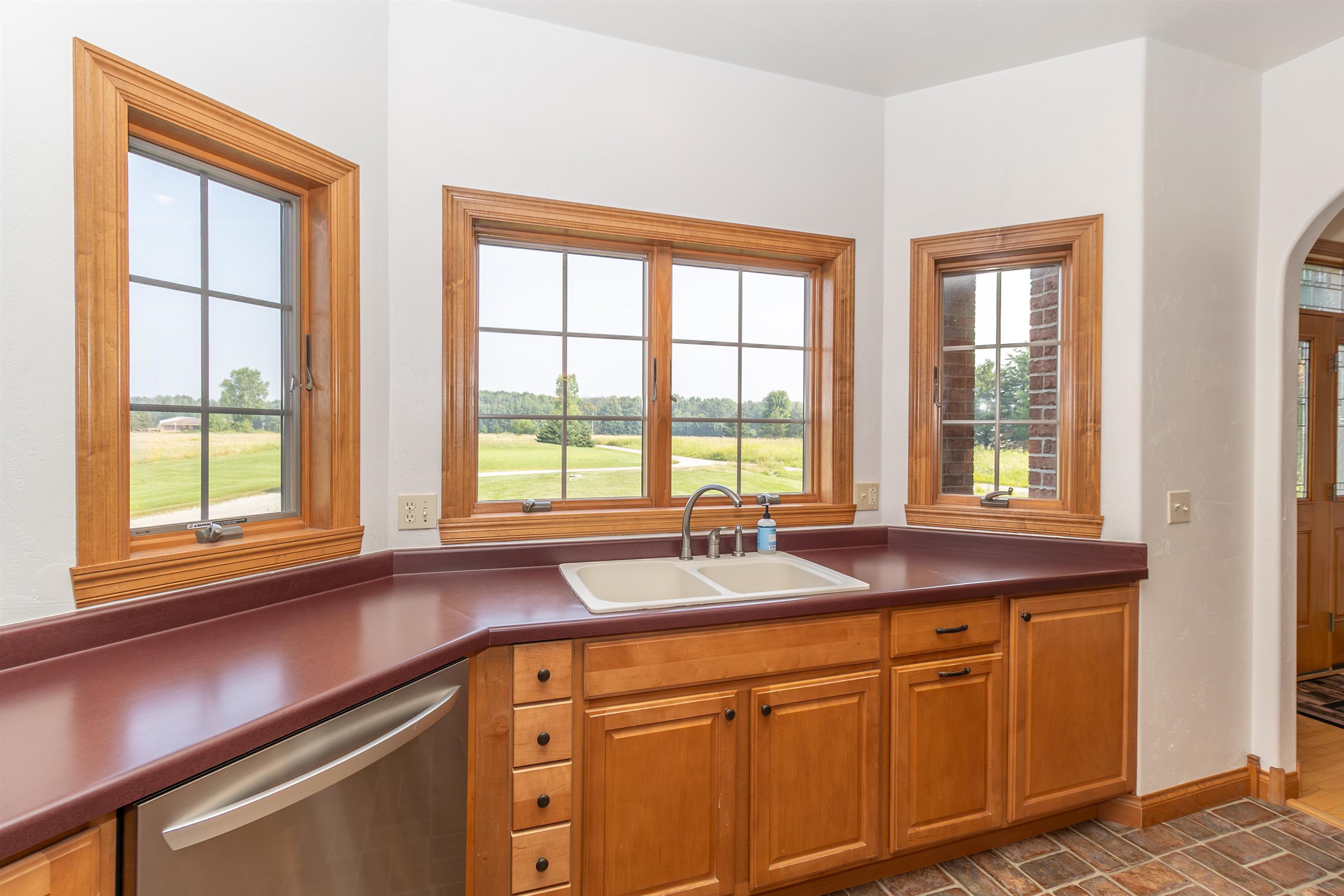 SEYMOUR, Wisconsin, 54115, United States, 4 Bedrooms Bedrooms, ,4 BathroomsBathrooms,Residential,For Sale,1926224