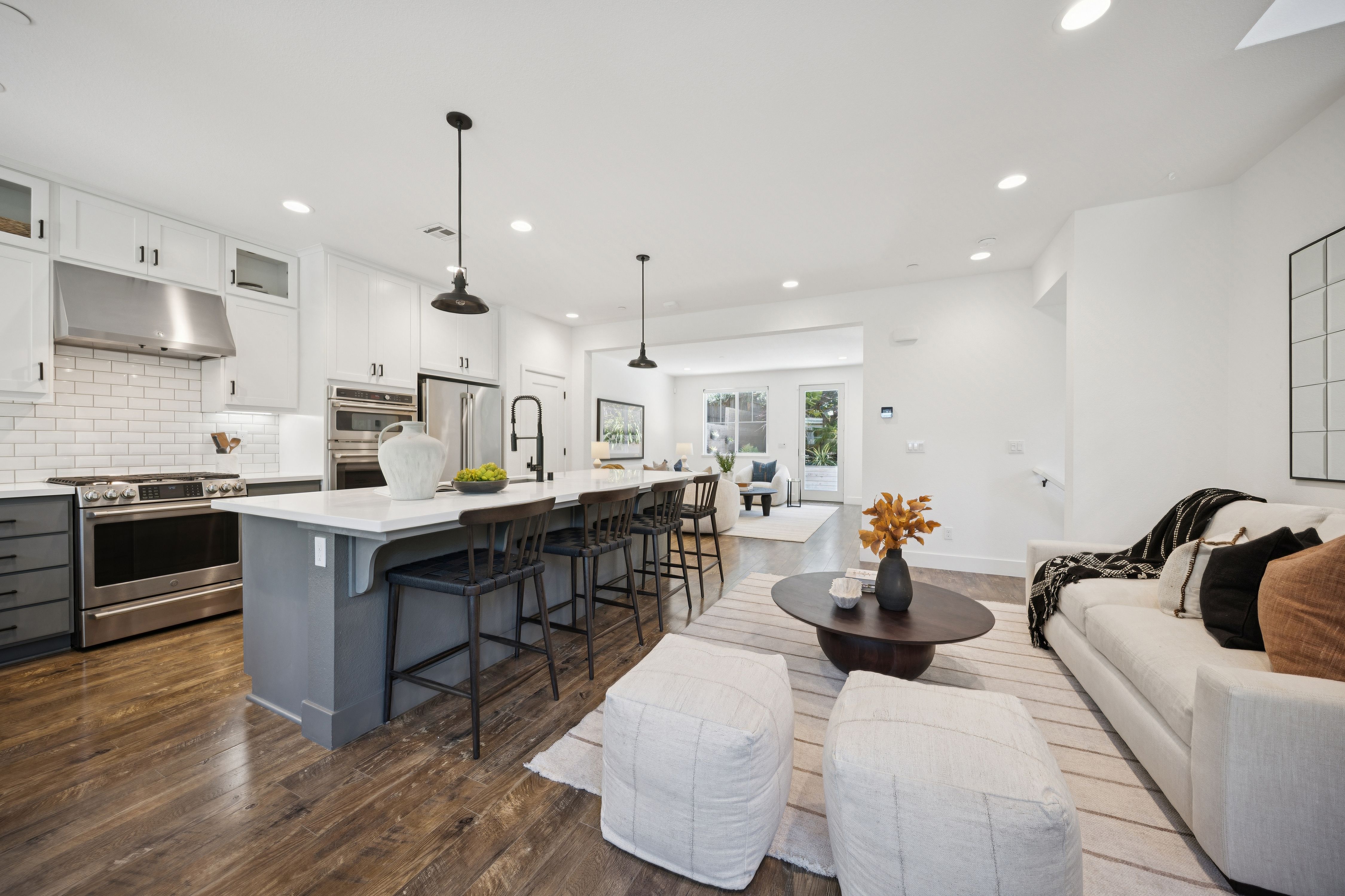  Move-in Ready Luxury Townhome - 物件實景