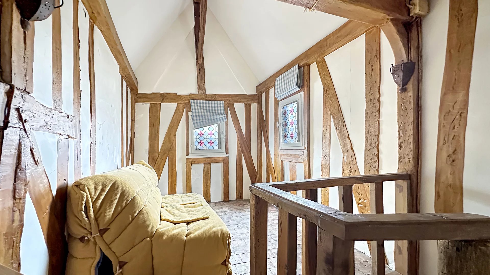 Honfleur, Normandy, 14600, FR, 3 Bedrooms Bedrooms, ,2 BathroomsBathrooms,Residential,For Sale,1805763