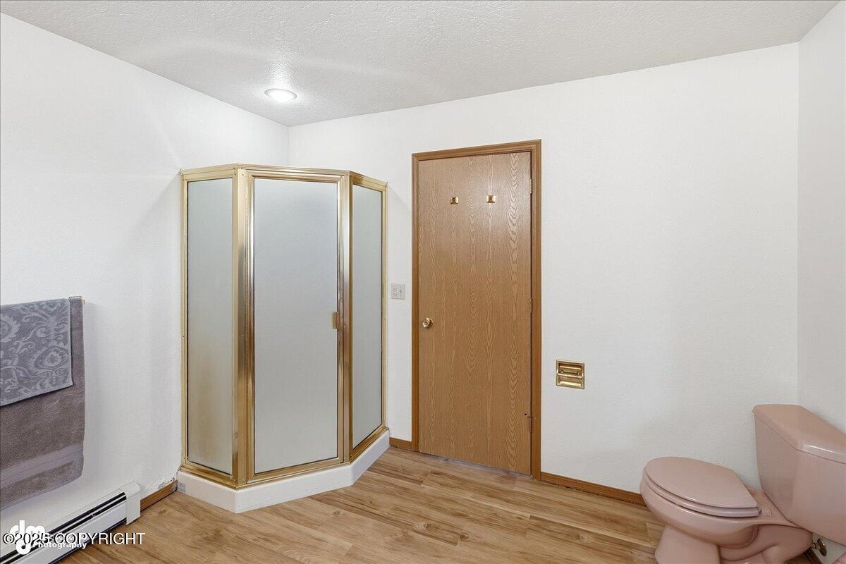 Kenai, Alaska, 99611, United States, 4 Bedrooms Bedrooms, ,3 BathroomsBathrooms,Residential,For Sale,1980386