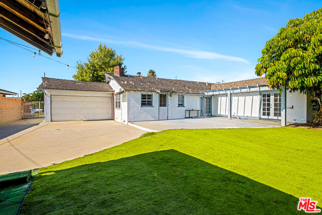 West Covina, California, 91791, United States, 4 Bedrooms Bedrooms, ,3 BathroomsBathrooms,Residential,For Sale,1989047