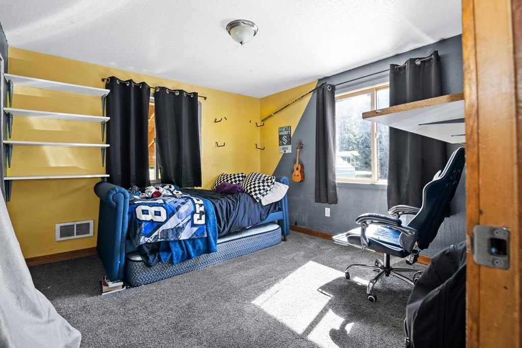 McCall, Idaho, 83638, United States, 3 Bedrooms Bedrooms, ,2 BathroomsBathrooms,Residential,For Sale,2049028