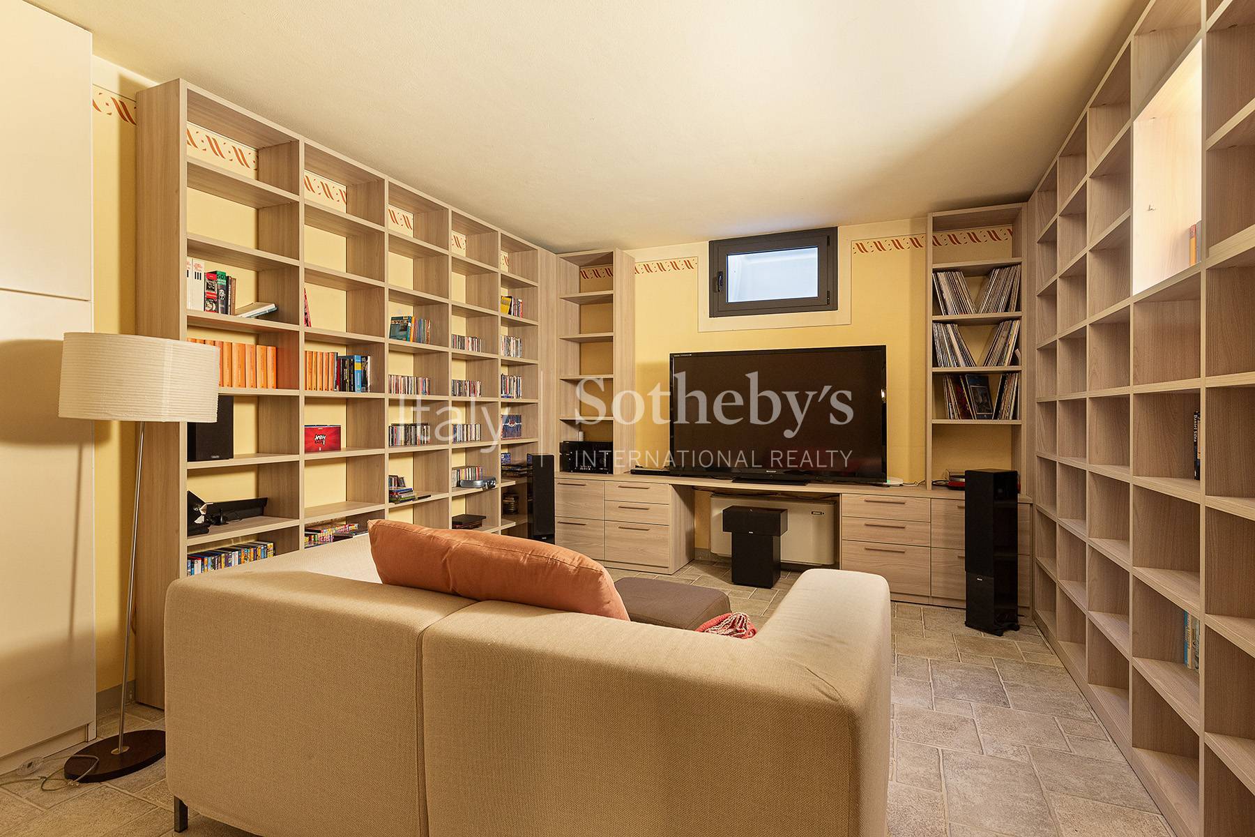  Villa with swimming pool and private woodland in the Trebbia Valley, south of - 物件實景