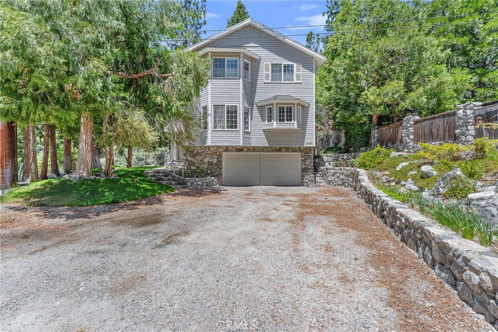 Forest Falls, California, 92339, United States, 2 Bedrooms Bedrooms, ,3 BathroomsBathrooms,Residential,For Sale,1928200