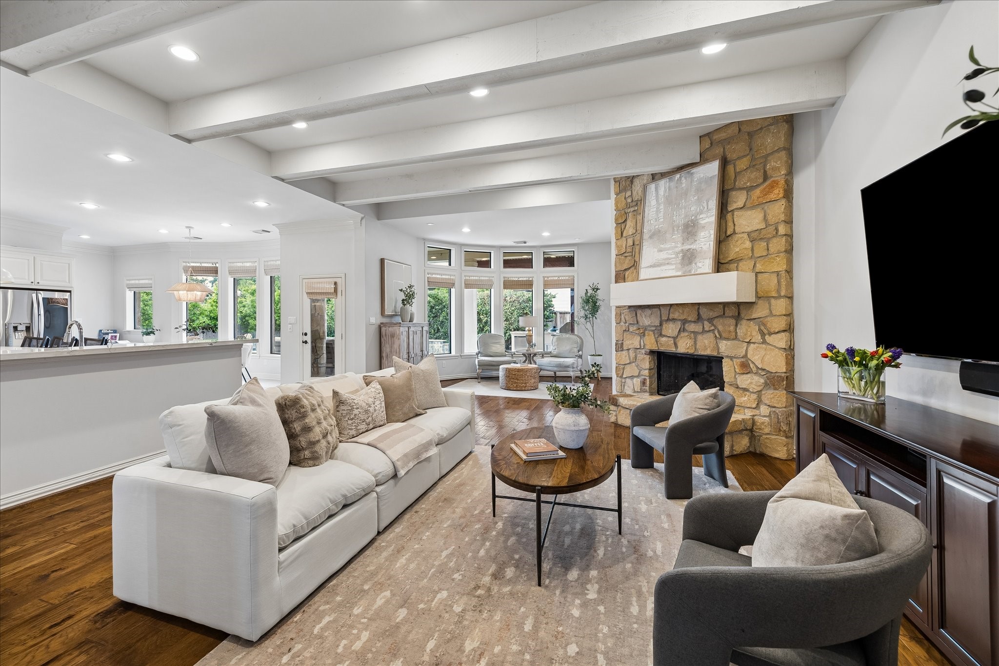  3642 Aberdeen Way - 物件實景