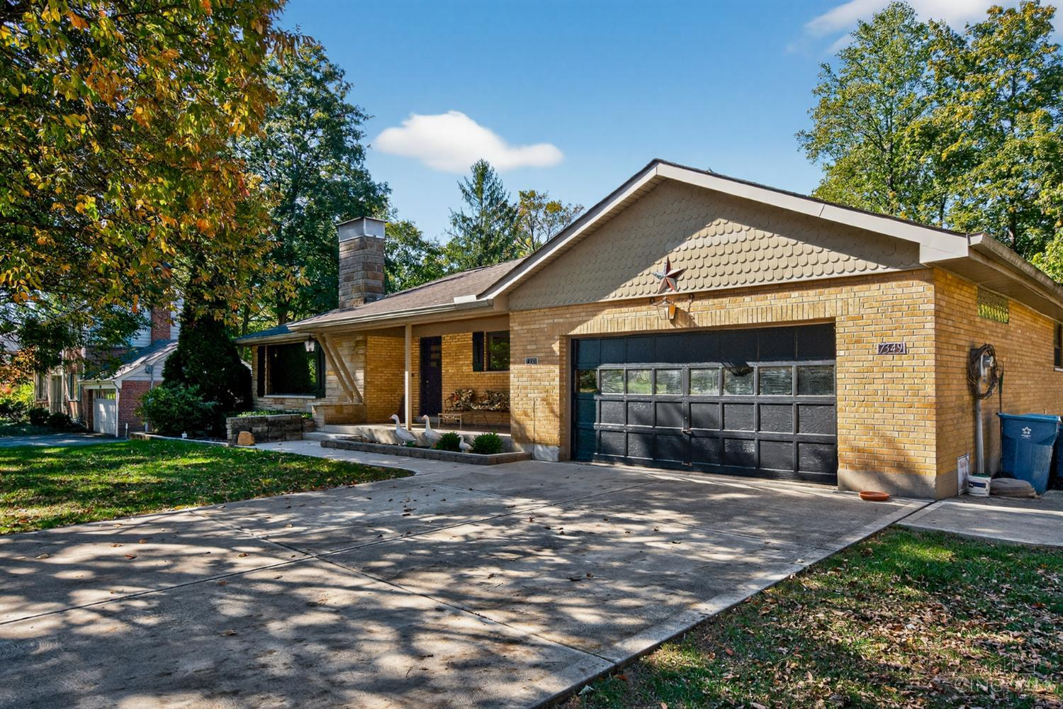 Madeira, Ohio, 45243, United States, 3 Bedrooms Bedrooms, ,2 BathroomsBathrooms,Residential,For Sale,1971231