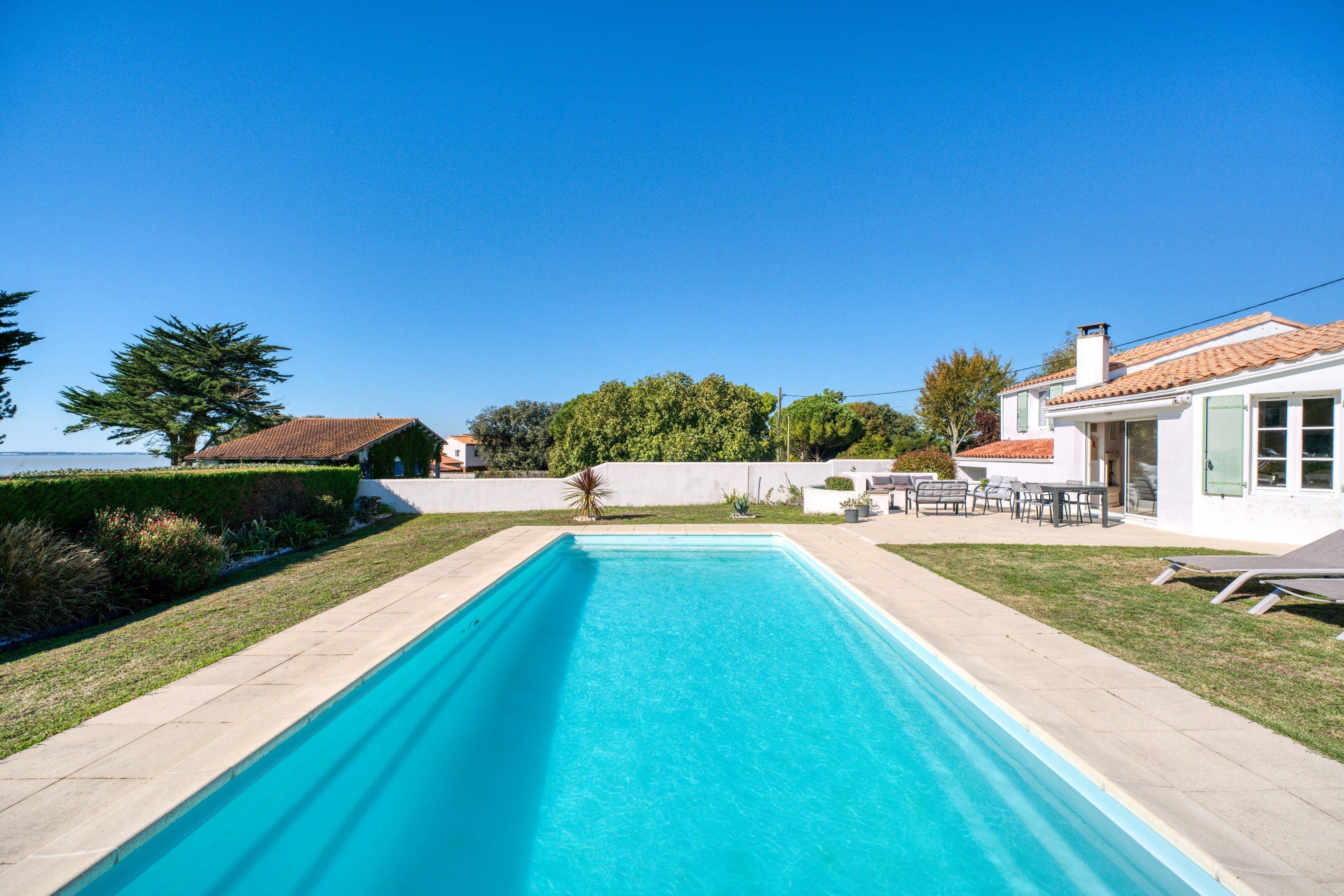  ESTUARY VIEWS AND SWIMMING POOL – CHARMING VILLA JUST 450 METRES FROM PLAGE DES… - 物件實景