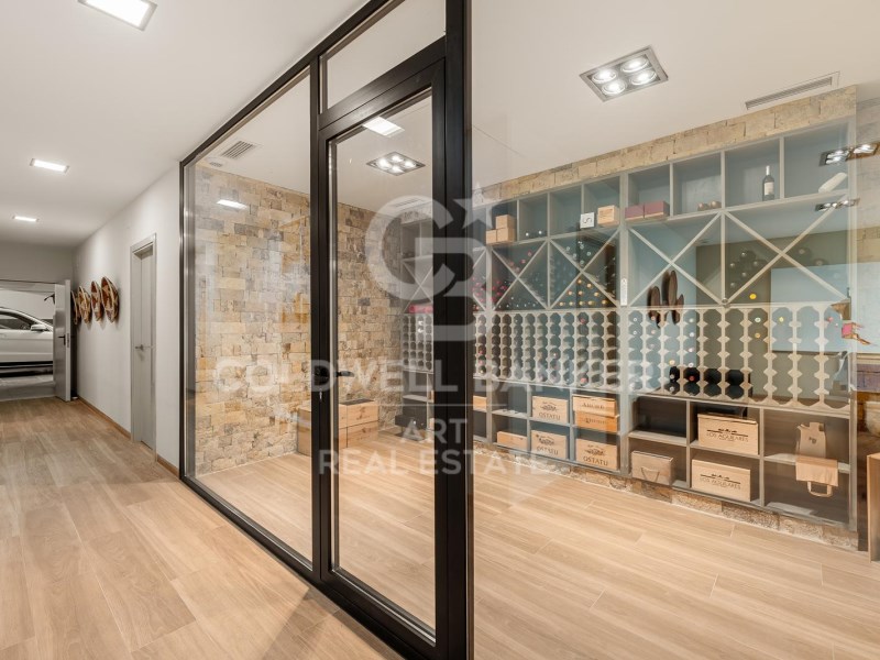 Marbella, Andalusia, ES, 7 Bedrooms Bedrooms, ,6 BathroomsBathrooms,Residential,For Sale,1891565