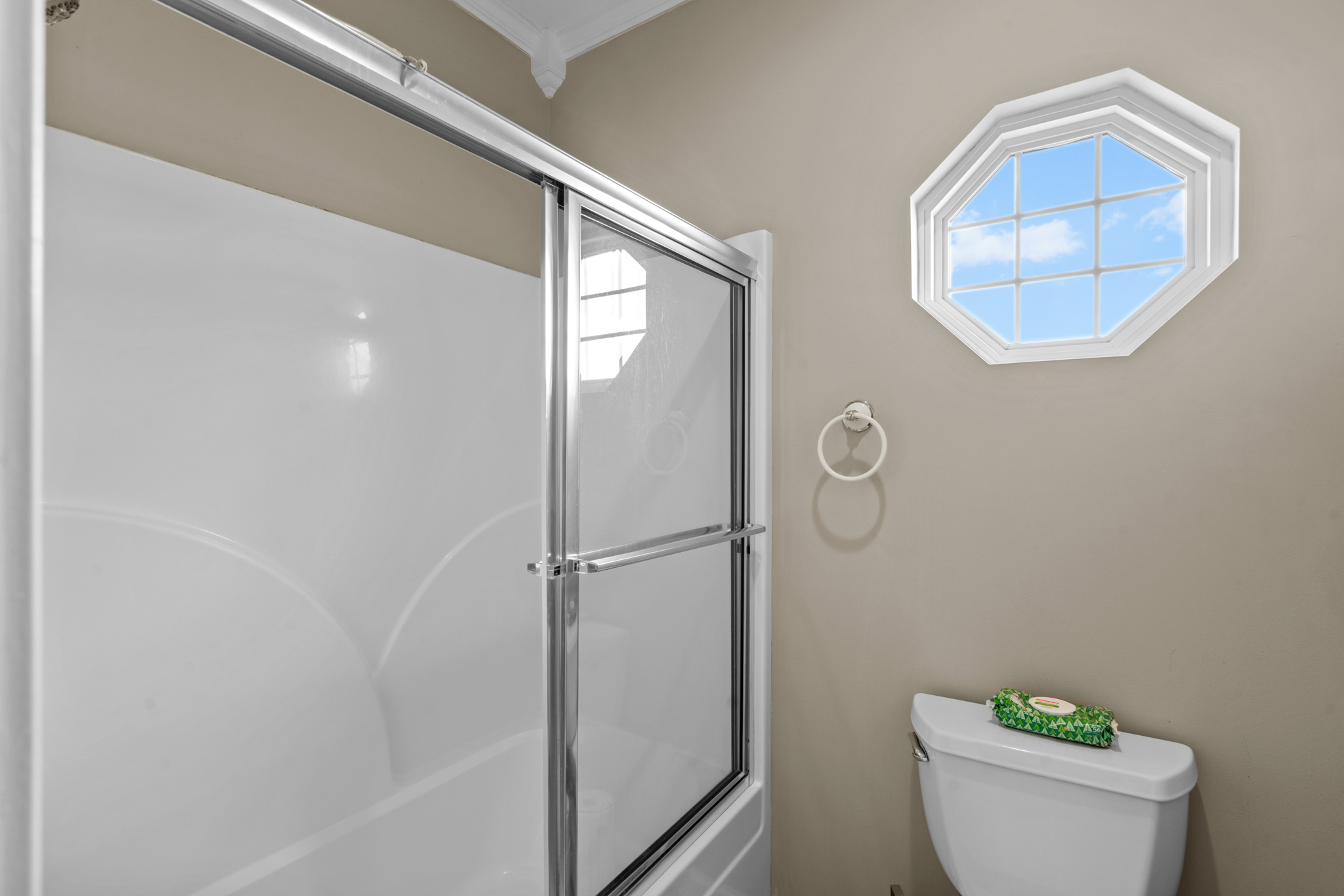 Poplar Bluff, Missouri, 63901, United States, 6 Bedrooms Bedrooms, ,3 BathroomsBathrooms,Residential,For Sale,1977359