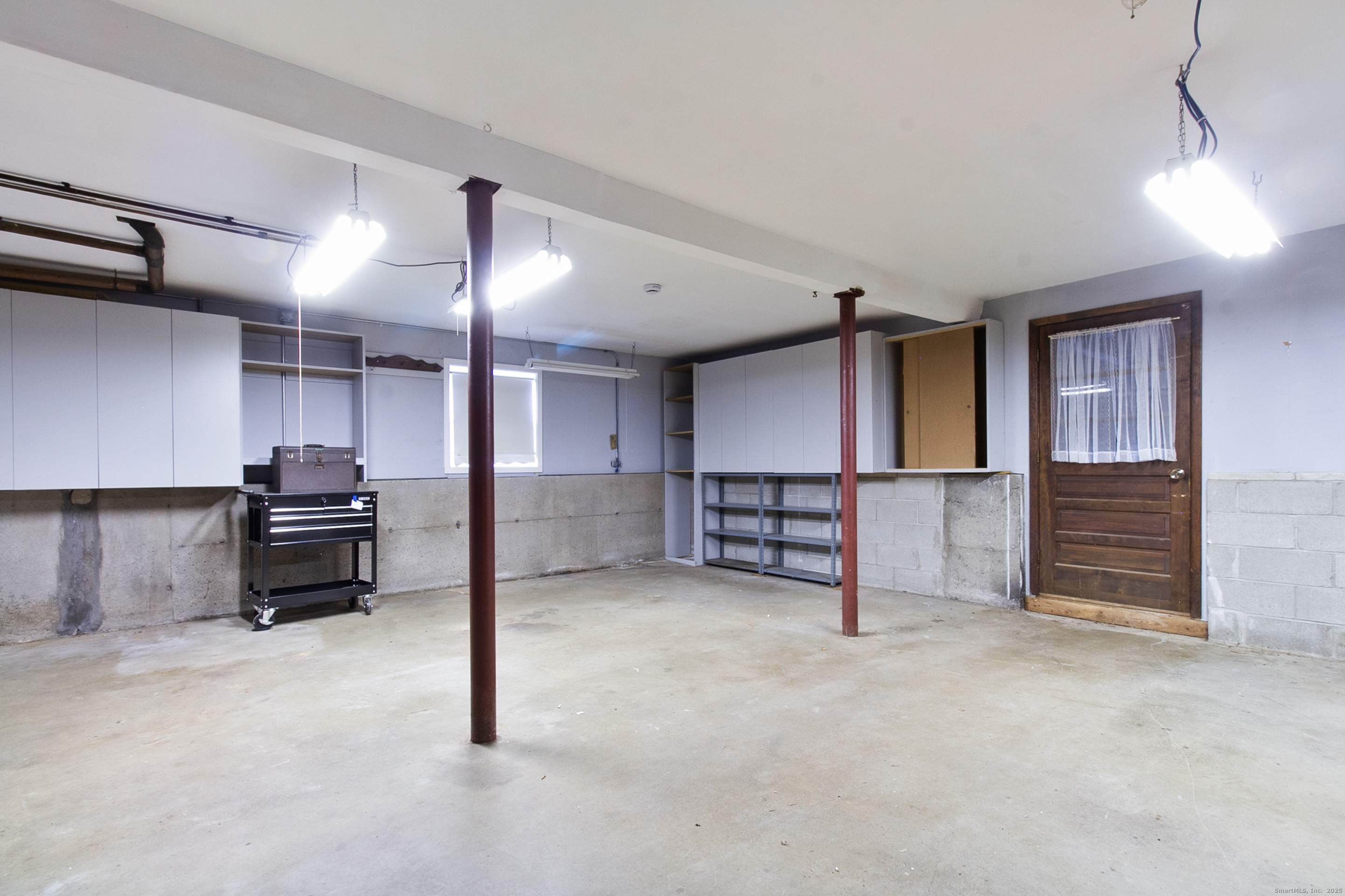 New Fairfield, Connecticut, 06812, United States, 3 Bedrooms Bedrooms, ,3 BathroomsBathrooms,Residential,For Sale,1997532