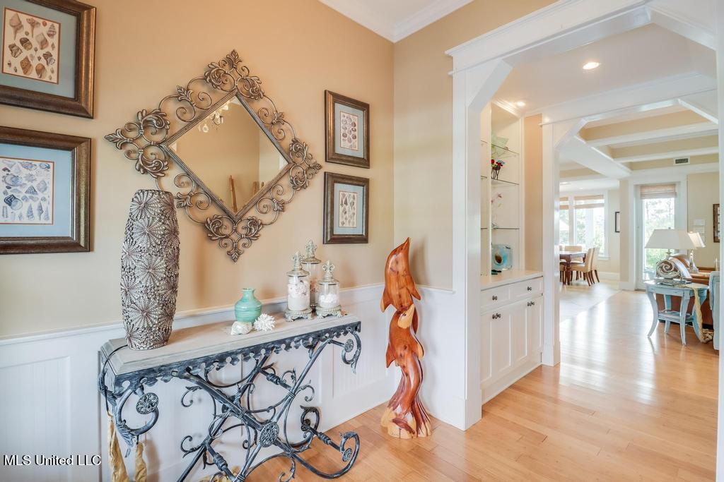 Gulfport, Mississippi, 39507, United States, 4 Bedrooms Bedrooms, ,3 BathroomsBathrooms,Residential,For Sale,1903526