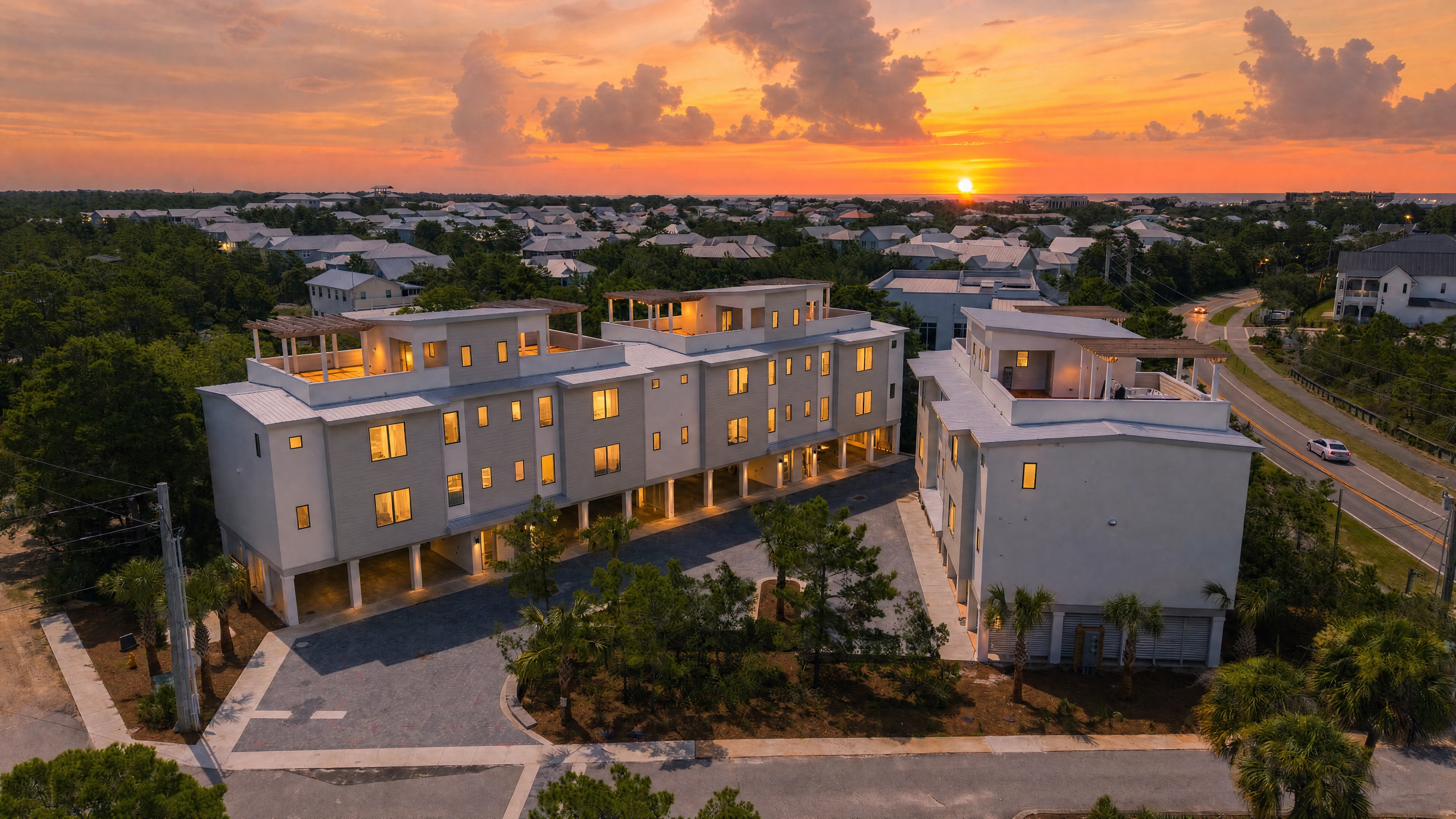  Luxury Townhome with Rooftop Retreat Near Draper Lake and Beach Access - 物件實景