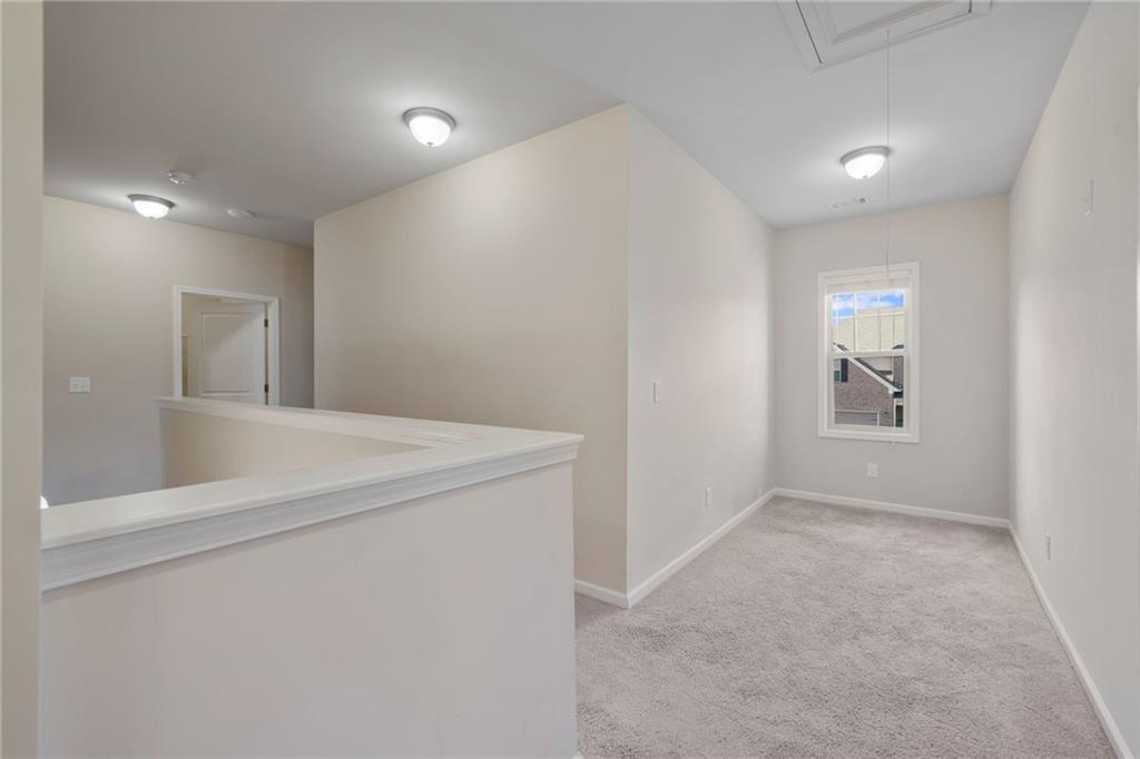 Cumming, Georgia, 30040, United States, 5 Bedrooms Bedrooms, ,4 BathroomsBathrooms,Residential,For Sale,1928129