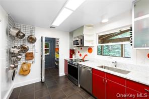 Putnam Valley, New York, 10579, United States, 3 Bedrooms Bedrooms, ,3 BathroomsBathrooms,Residential,For Sale,1928864