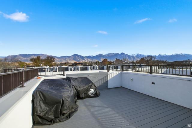 Salt Lake City, Utah, 84115, United States, 3 Bedrooms Bedrooms, ,3 BathroomsBathrooms,Residential,For Sale,1998699