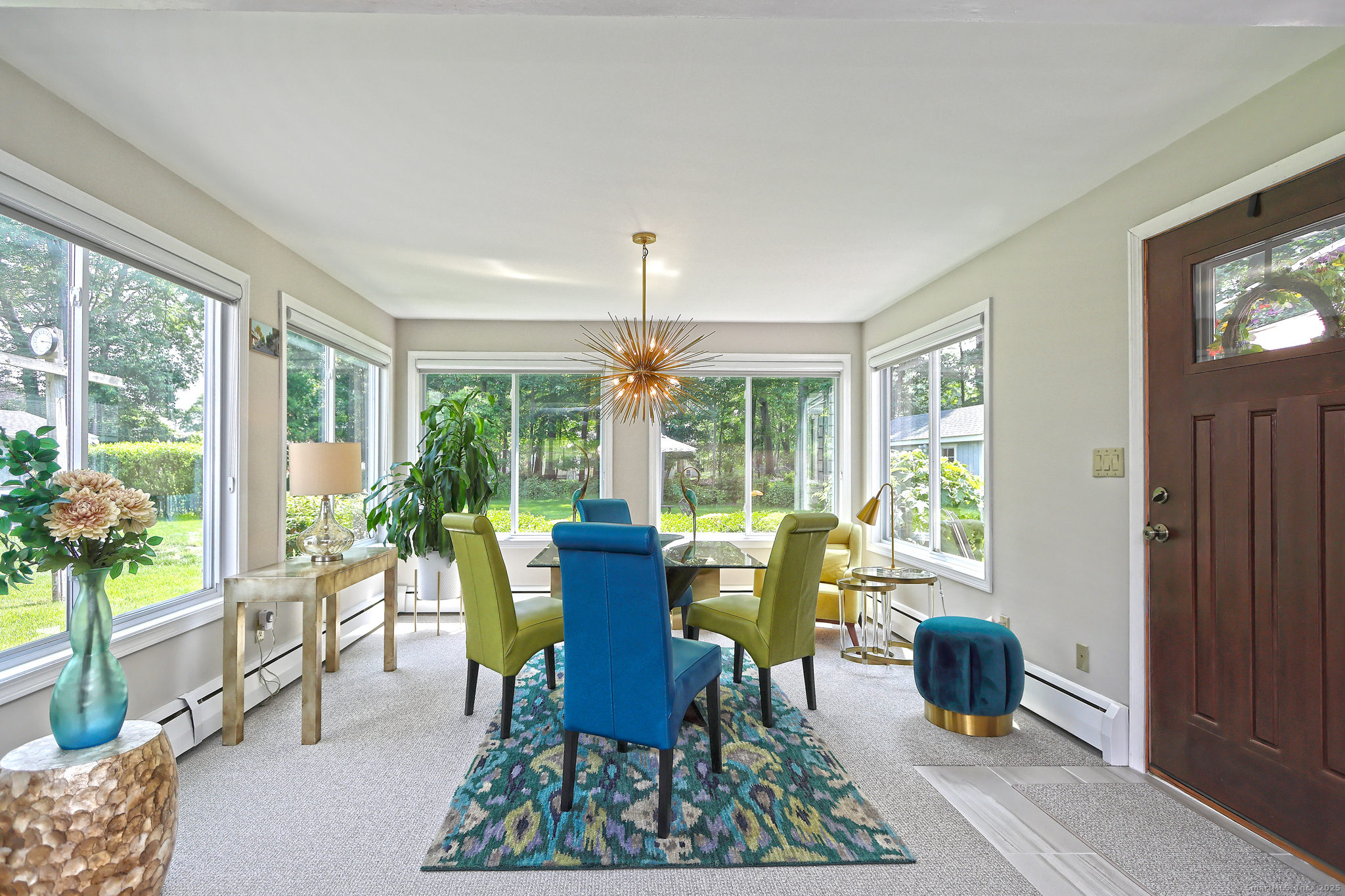 Orange, Connecticut, 06477, United States, 3 Bedrooms Bedrooms, ,3 BathroomsBathrooms,Residential,For Sale,1911286