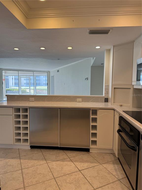 Longboat Key, Florida, 34228, United States, 2 Bedrooms Bedrooms, ,2 BathroomsBathrooms,Residential,For Sale,1766269