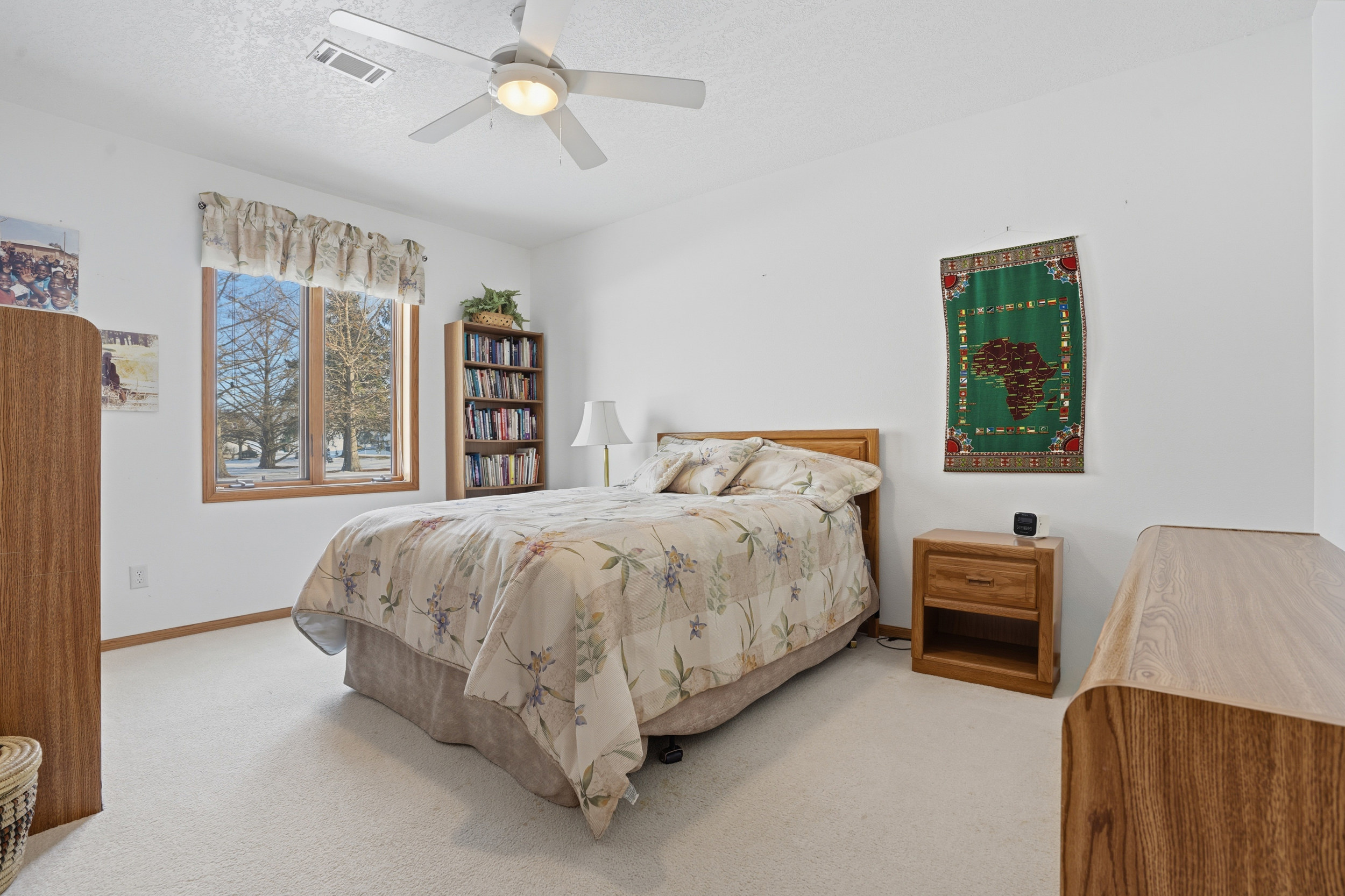 Washington, Iowa, 52353, United States, 5 Bedrooms Bedrooms, ,3 BathroomsBathrooms,Residential,For Sale,2008132