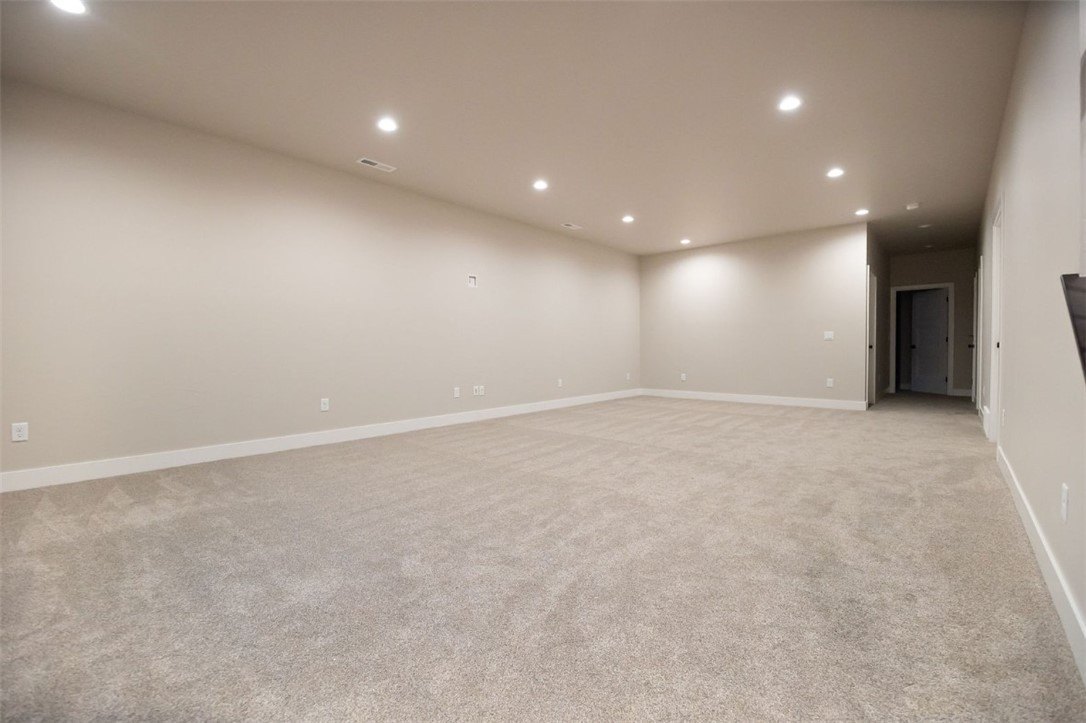 Billings, Montana, 59106, United States, 5 Bedrooms Bedrooms, ,4 BathroomsBathrooms,Residential,For Sale,1974631