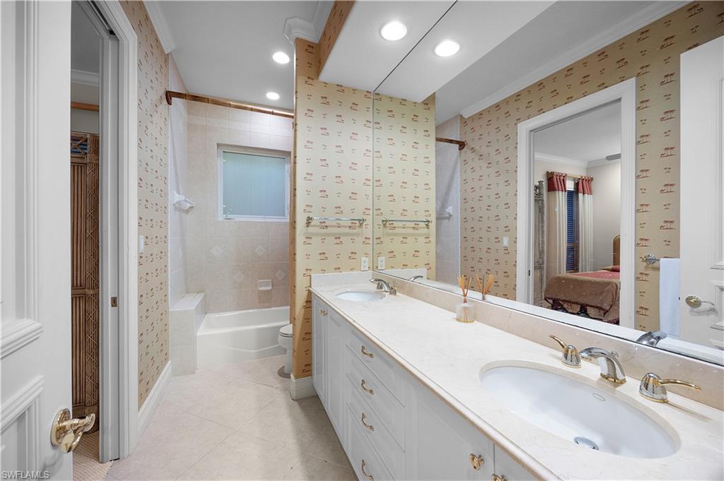 Naples, Florida, 34102, United States, 4 Bedrooms Bedrooms, ,4 BathroomsBathrooms,Residential,For Sale,1989384