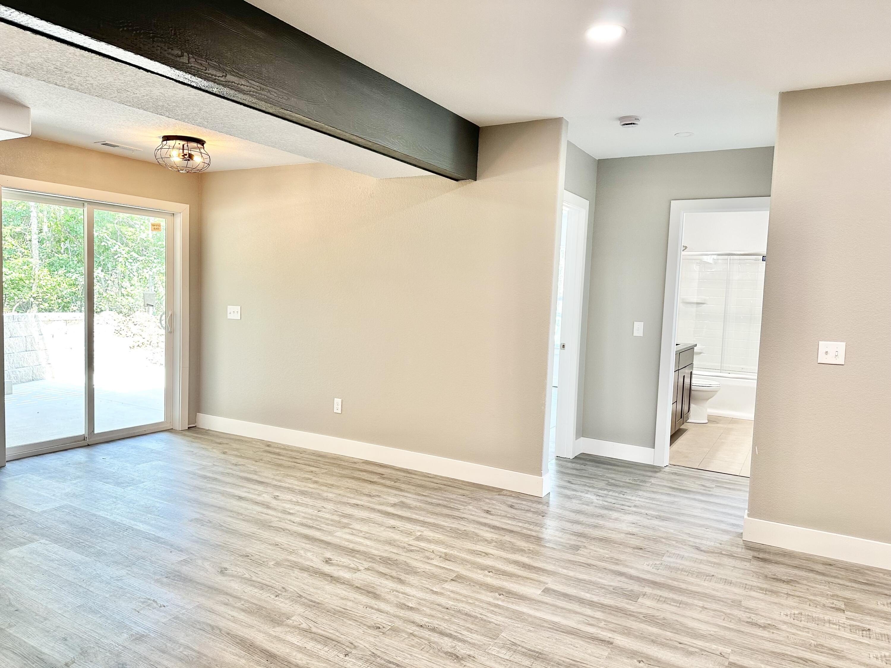 Shell Knob, Missouri, 65747, United States, 5 Bedrooms Bedrooms, ,3 BathroomsBathrooms,Residential,For Sale,1982122