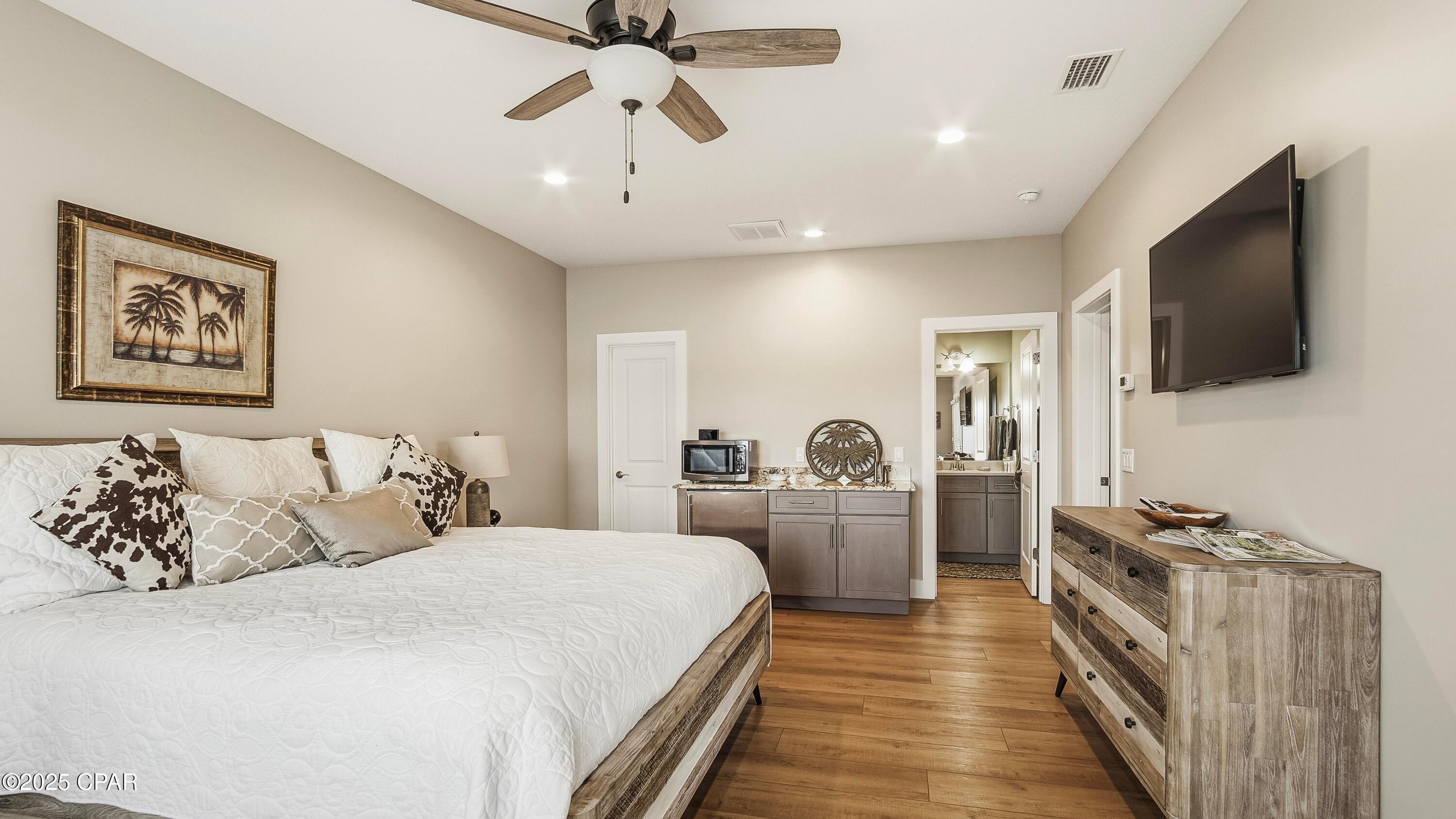 Chipley, Florida, 32428, United States, 4 Bedrooms Bedrooms, ,4 BathroomsBathrooms,Residential,For Sale,2012615