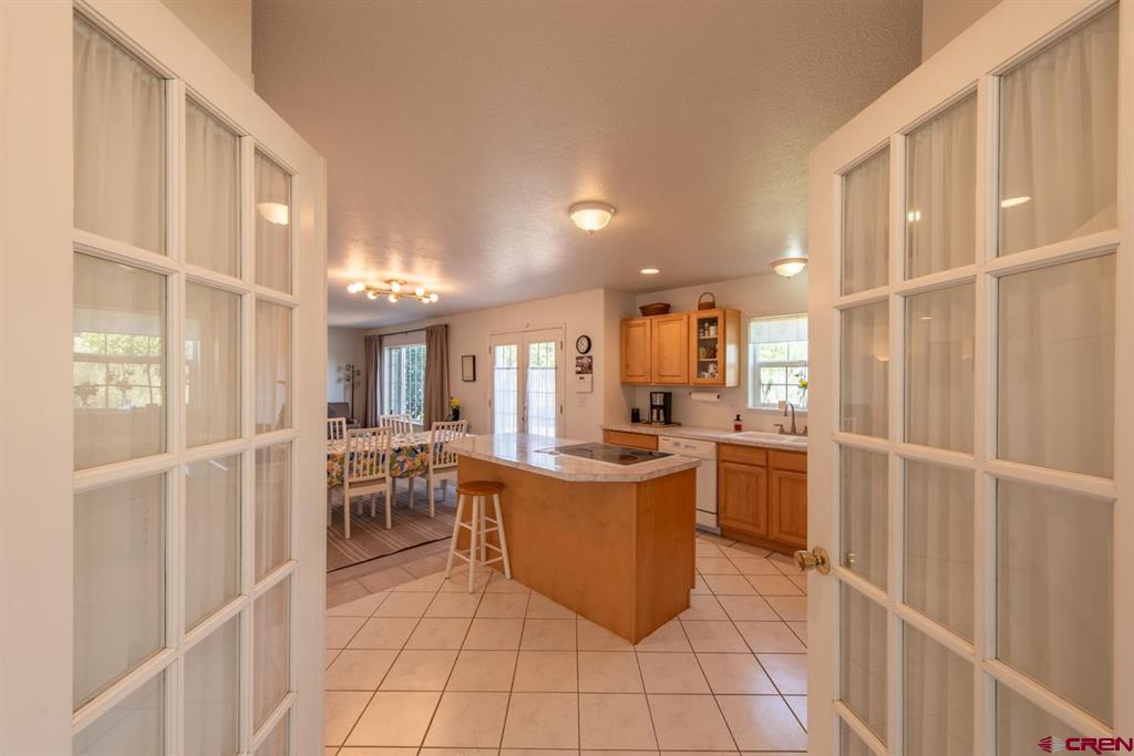 Montrose, Colorado, 81403, United States, 3 Bedrooms Bedrooms, ,2 BathroomsBathrooms,Residential,For Sale,1982789