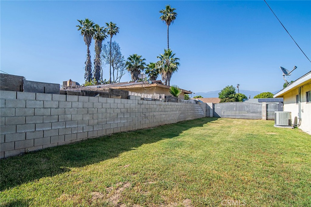 Rialto, California, 92377, United States, 4 Bedrooms Bedrooms, ,2 BathroomsBathrooms,Residential,For Sale,1899973