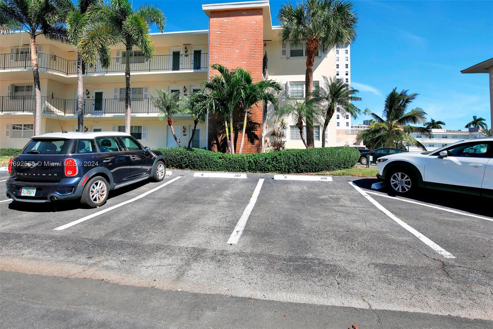 450 Paradise Isle Blvd Unit 307 and 308, Hallandale Beach, Florida, 33009, United States, 2 Bedrooms Bedrooms, ,2 BathroomsBathrooms,Residential,For Sale,450 Paradise Isle Blvd Unit 307 and 308,1658678